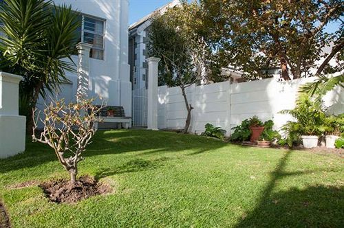 Altona Lodge Cape Town Exterior photo